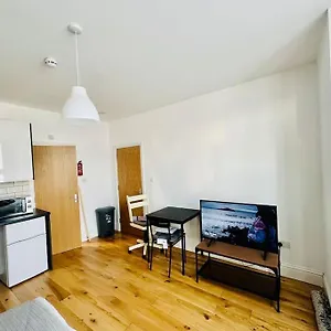  Apartment Se4, Self Contained Flat.
